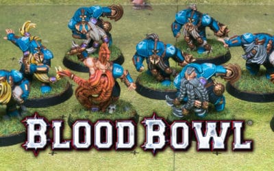 Una pintora novata pinta un equipo de Blood Bowl